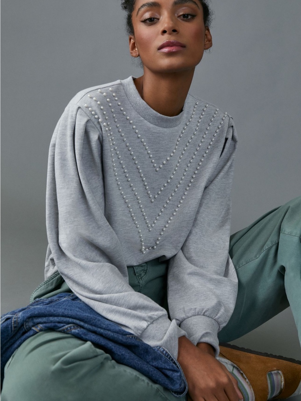 Anthropologie Gray Pearl-Embellished Crewneck pullover sweatshirt size XS